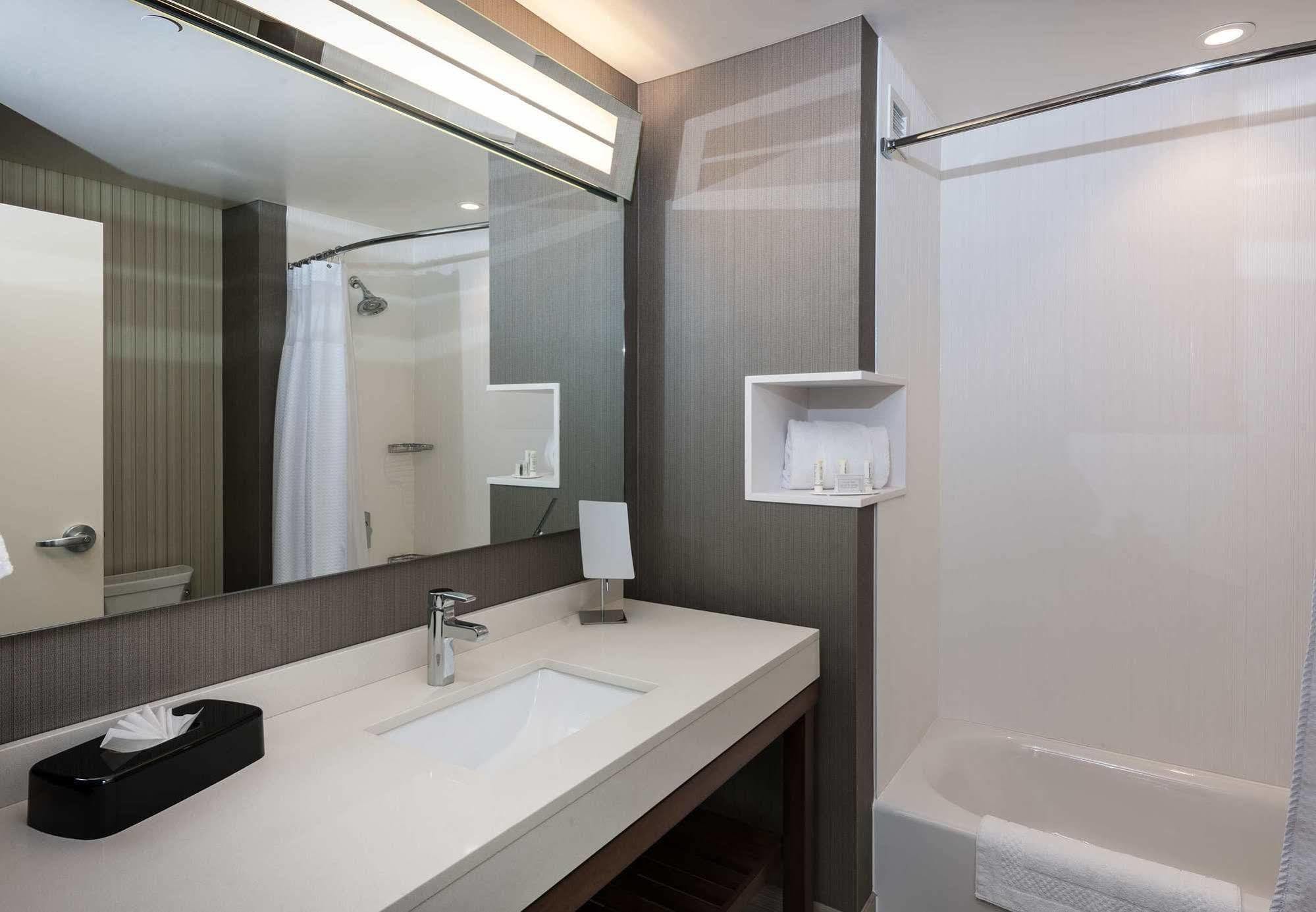 Hotel Courtyard By Marriott Boston Littleton Zewnętrze zdjęcie